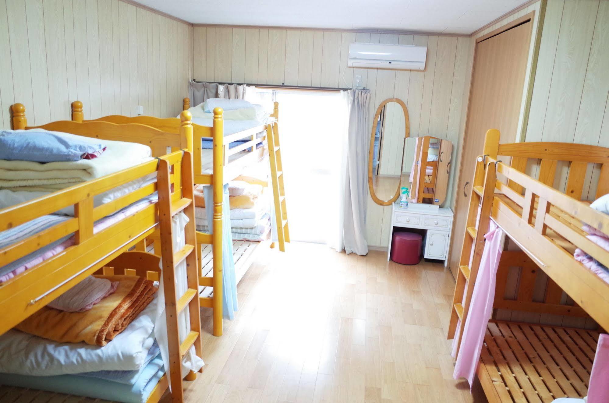 Goto Guest House Utojuku Eksteriør bilde